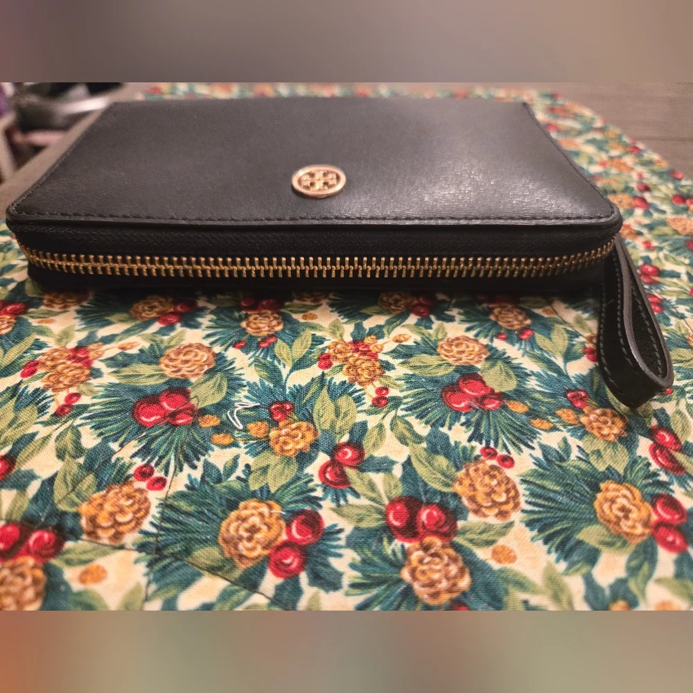 Tory Burch Black Leather Wristlet Wallet - Picture 3 of 11